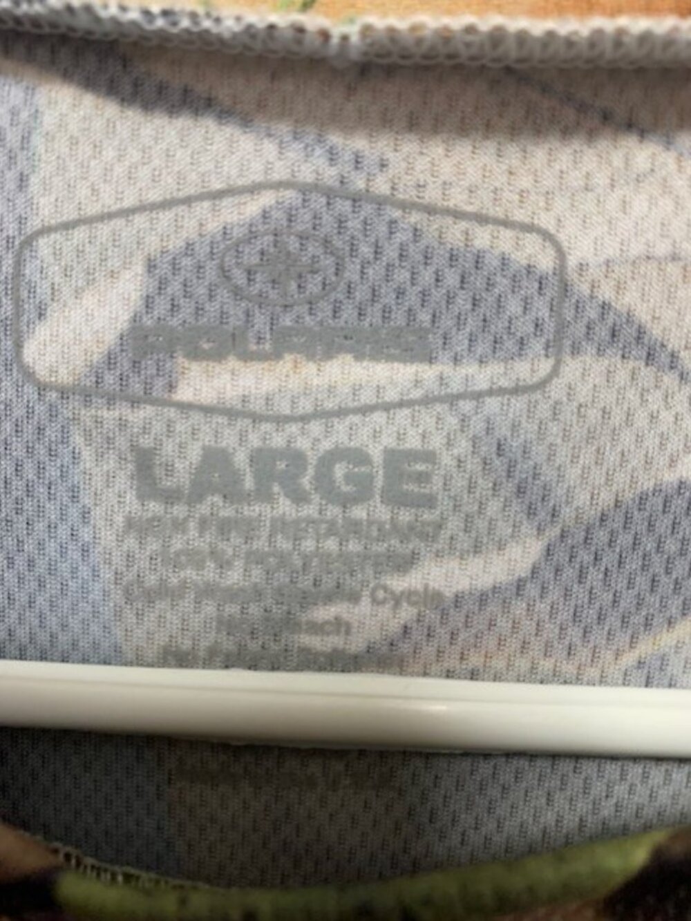 POLARIS CAMO LIGHT  TSHIRT (LARGE) - Picture 4 of 5